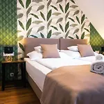 Servita Udvarhaz 3* Eger
