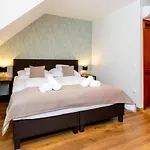 Bed & Breakfast Servita Udvarhaz