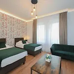 Bed & Breakfast Servita Udvarhaz