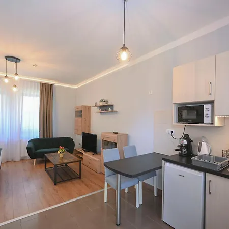 Servita Udvarhaz فندق مبيت وإفطار 3*