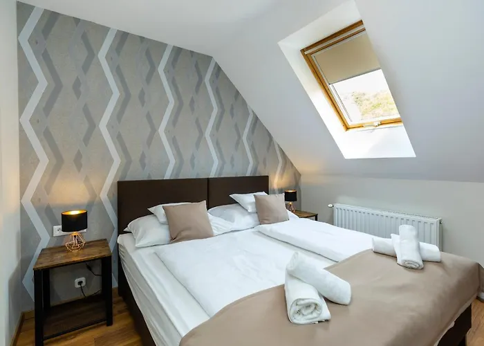 فندق مبيت وإفطار Servita Udvarhaz 3*