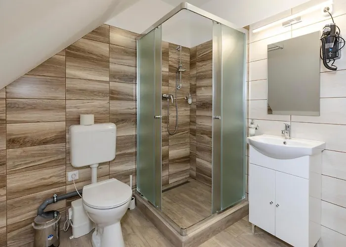 فندق مبيت وإفطار Servita Udvarhaz