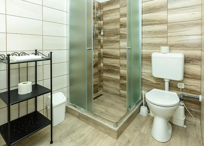 Servita Udvarhaz فندق مبيت وإفطار