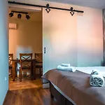 Servita Udvarhaz 住宿加早餐酒店