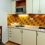 住宿加早餐酒店 Servita Udvarhaz