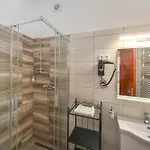 Servita Udvarhaz 埃格尔