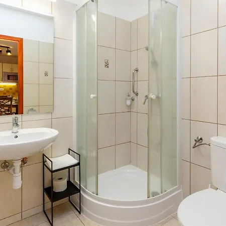 Servita Udvarhaz Bed & Breakfast 3*