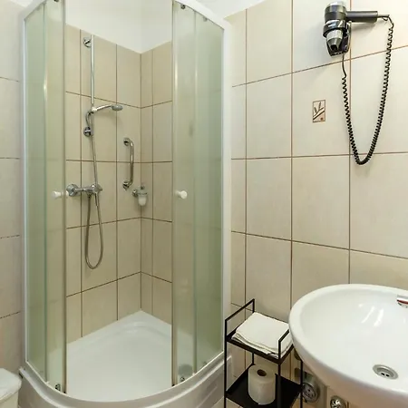 Servita Udvarhaz Frühstückspension Erlau