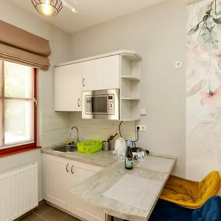 Alojamento de Acomodação e Pequeno-almoço Servita Udvarház