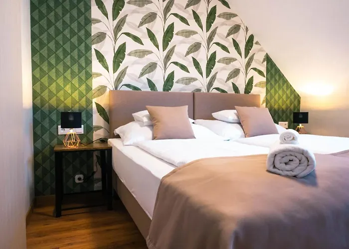 Servita Udvarhaz 3* Eger