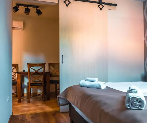 Servita Udvarhaz Bed & Breakfast