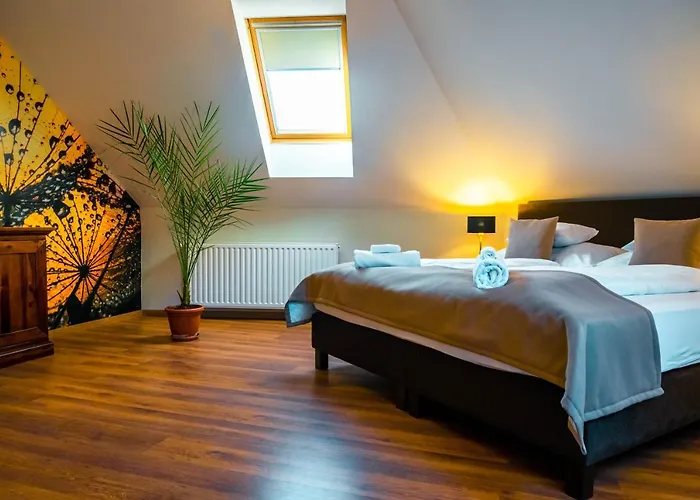 Servita Udvarhaz Bed & Breakfast Eger