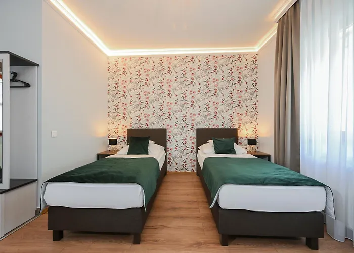 Servita Udvarhaz Bed & Breakfast