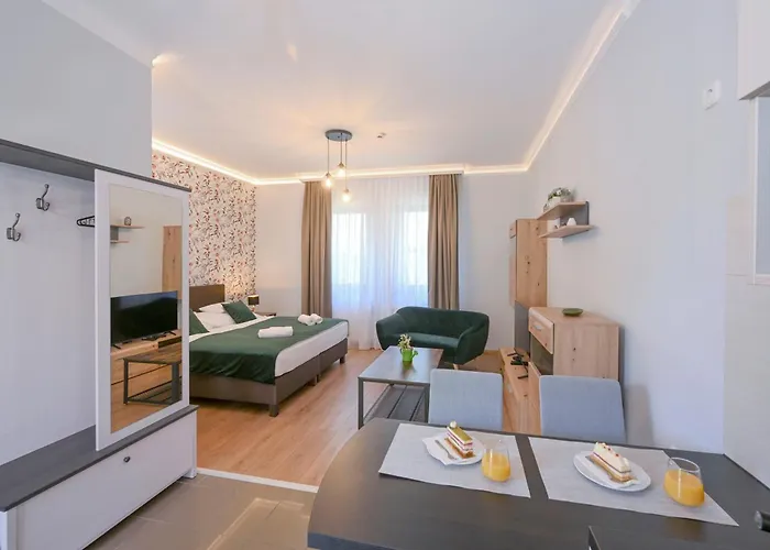 Servita Udvarhaz Bed & Breakfast